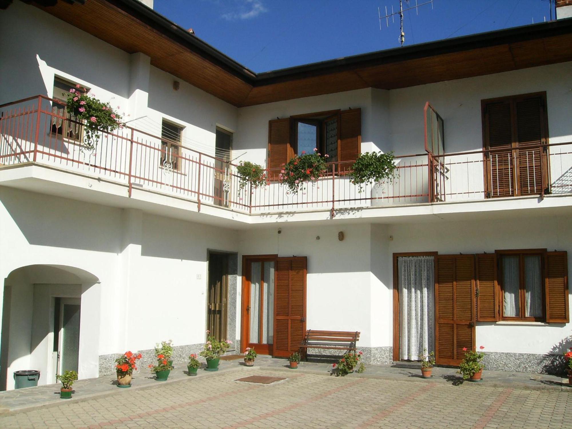 Il Barucin Bed & Breakfast Villar San Costanzo Bagian luar foto